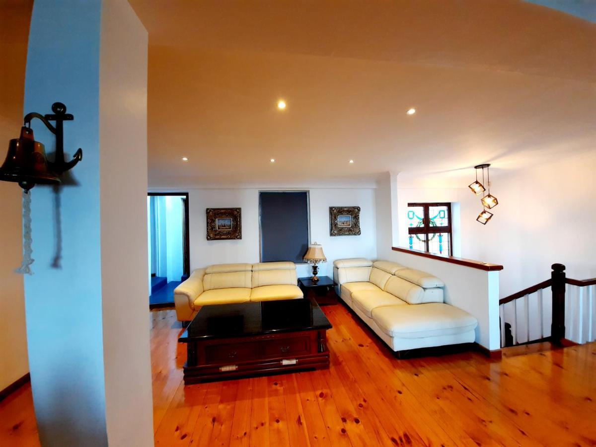 Blueline Inn - Simon'S Town Cape Town Exterior photo
