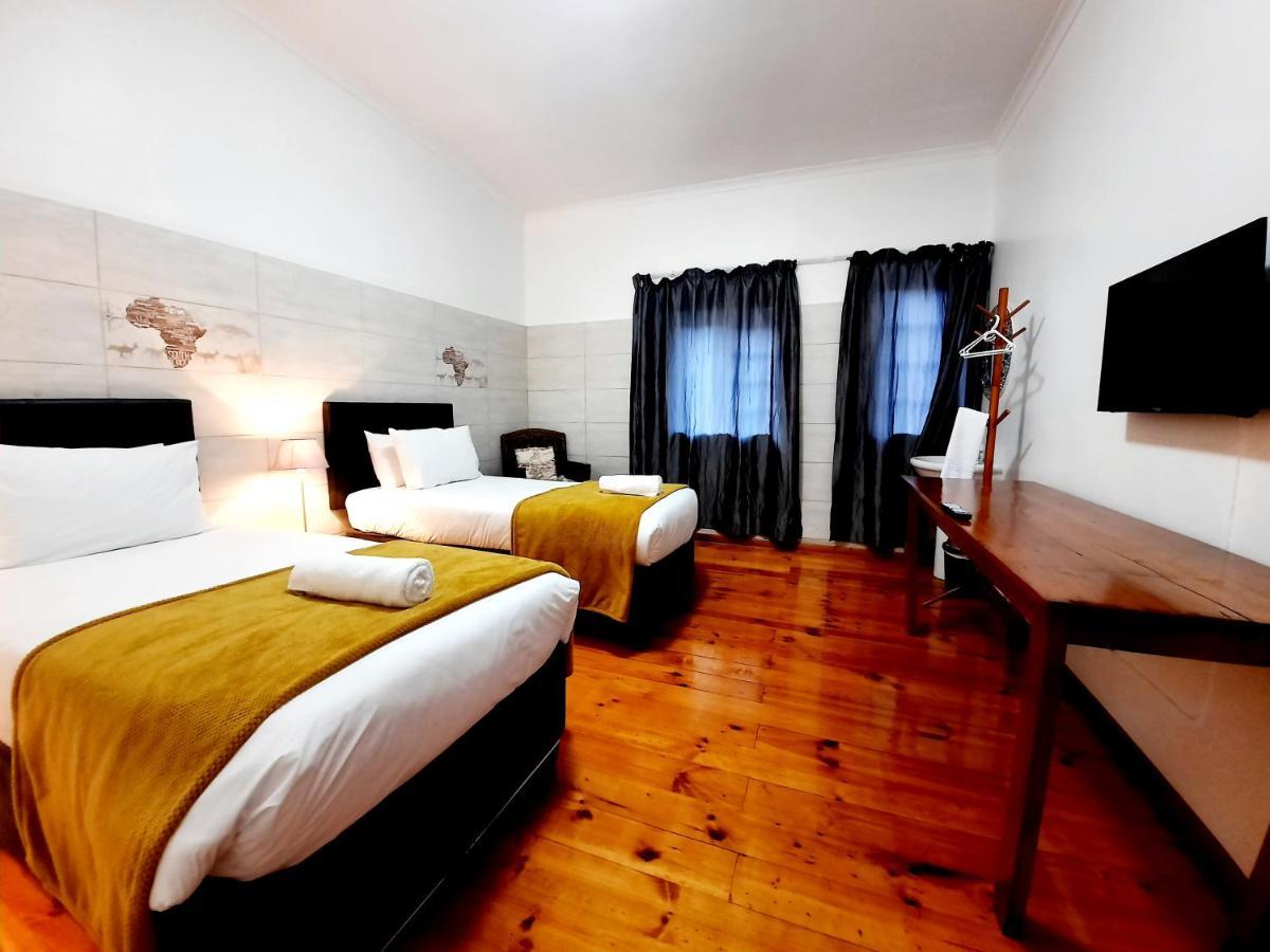 Blueline Inn - Simon'S Town Cape Town Exterior photo
